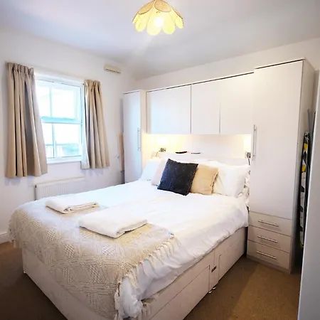 Harbour Penthouse *