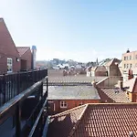 Апартаменты Harbour Penthouse